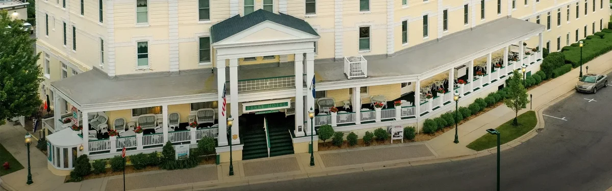 A front view of Perry Hotel.